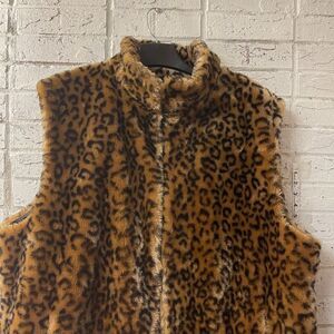 Animal Print Plus Size Curvy Vest 1X